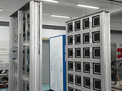 Active Millimeter-Wave Transceiver Array
